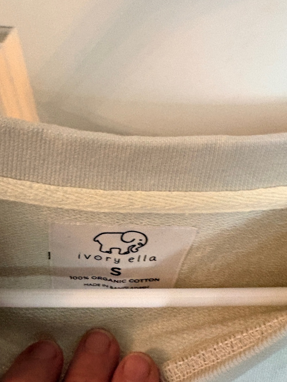 ivory ella Ivory and Navy Dip-Dye Crewneck Sweatshirt with Elephant Logo - Picture 4 of 4